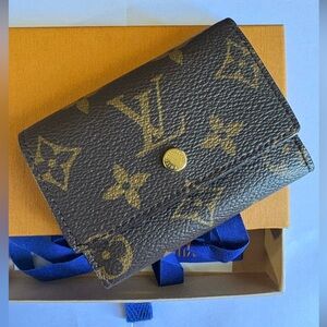 Louis Vuitton Micro Brand new Monogram Trifold Wallet with black interior